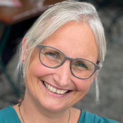 Dr. Melanie Hackenfort